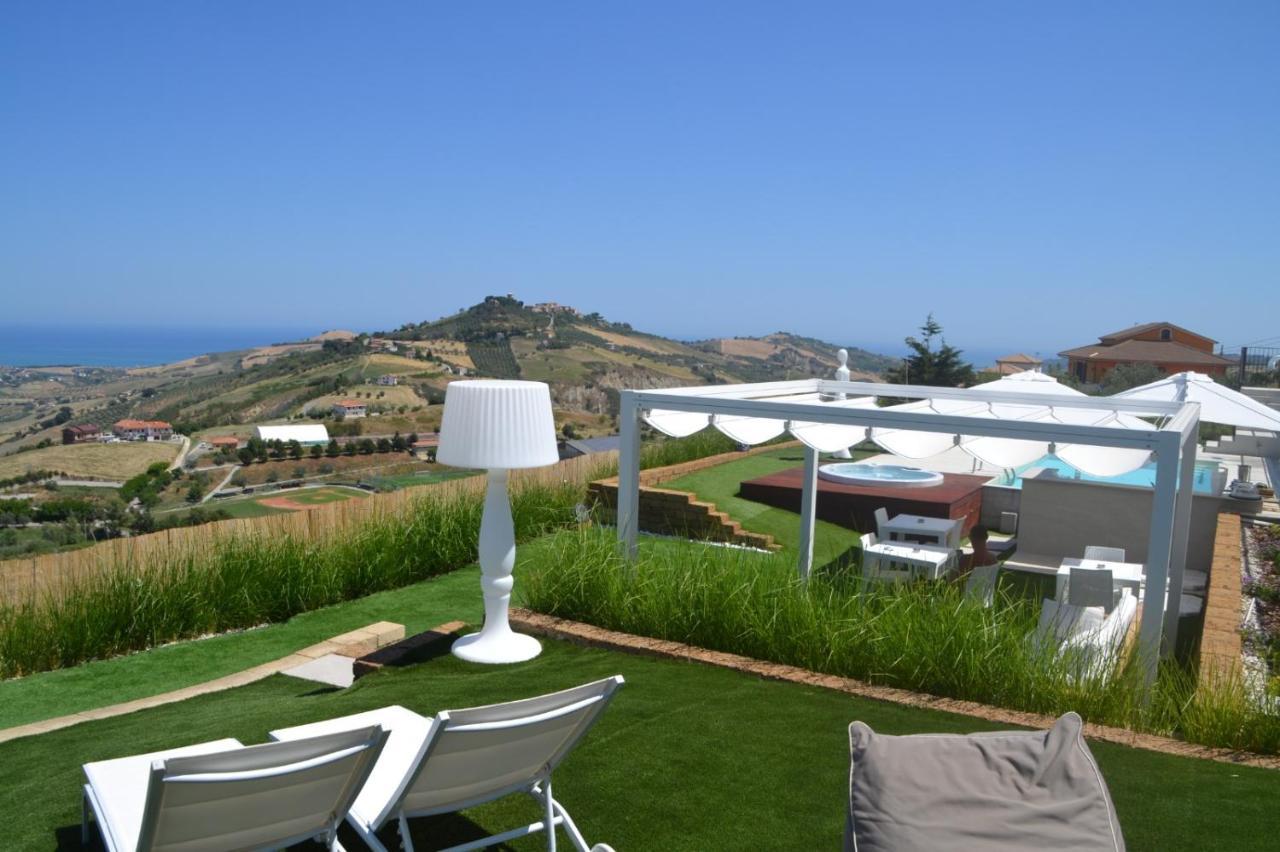 & Novantadieci Club (adults Only)