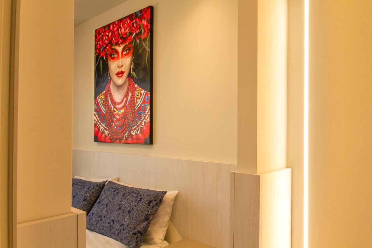 & Novantadieci Club (adults Only) Bed & Breakfast