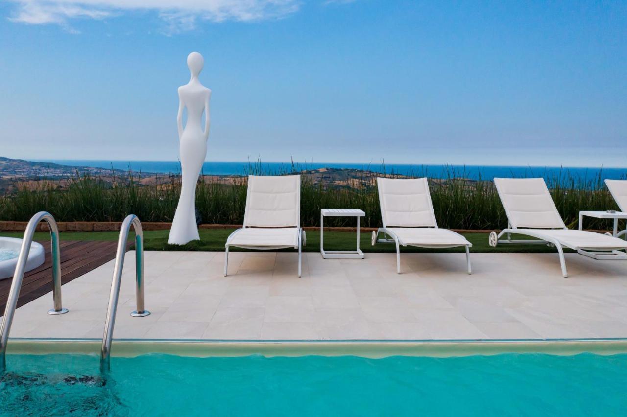 & Novantadieci Club (adults Only) Bed & Breakfast *
